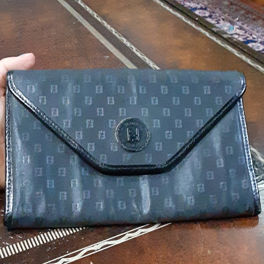 Vintage Fendi little clutch